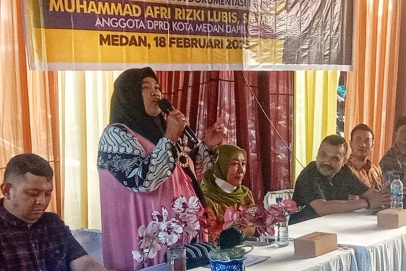 Ibu Cia.