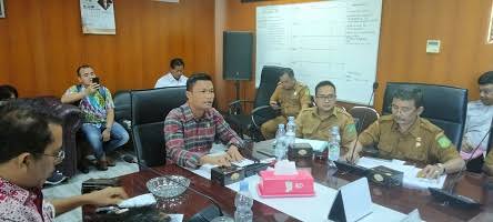 Komisi 4 DPRD Medan saat melakukan RDP.