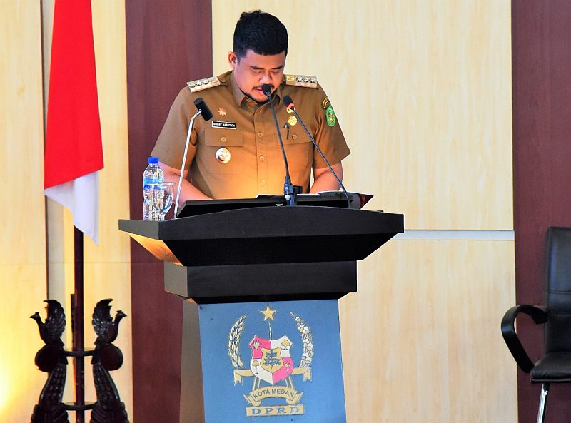 Wali Kota Medan M Bobby Afif Nasution saat menyampaikan sambutan dalam Rapat Paripurna DPRD Kota Medan terkait Ranperda tentang Inovasi Daerah, Selasa (22/8/2023).