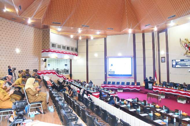 Saat Rapat Paripurna DPRD Kota Medan.